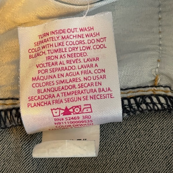 No Boundaries Dark Blue Jeans Short. - Picture 7 of 14